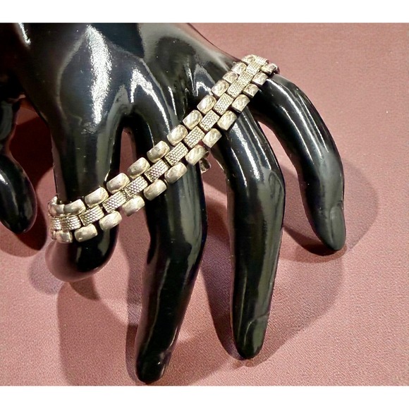 Monet Jewelry - Monet Silver Tone Link Bracelet Rhinestone Accents Clasp Closure VTG Signed